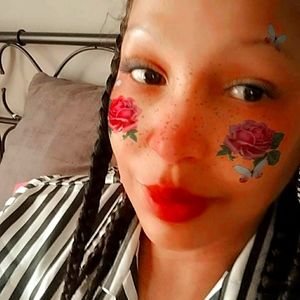 Meet your Posher, Morena